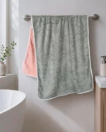 Finest Microfiber Towel - Image 5